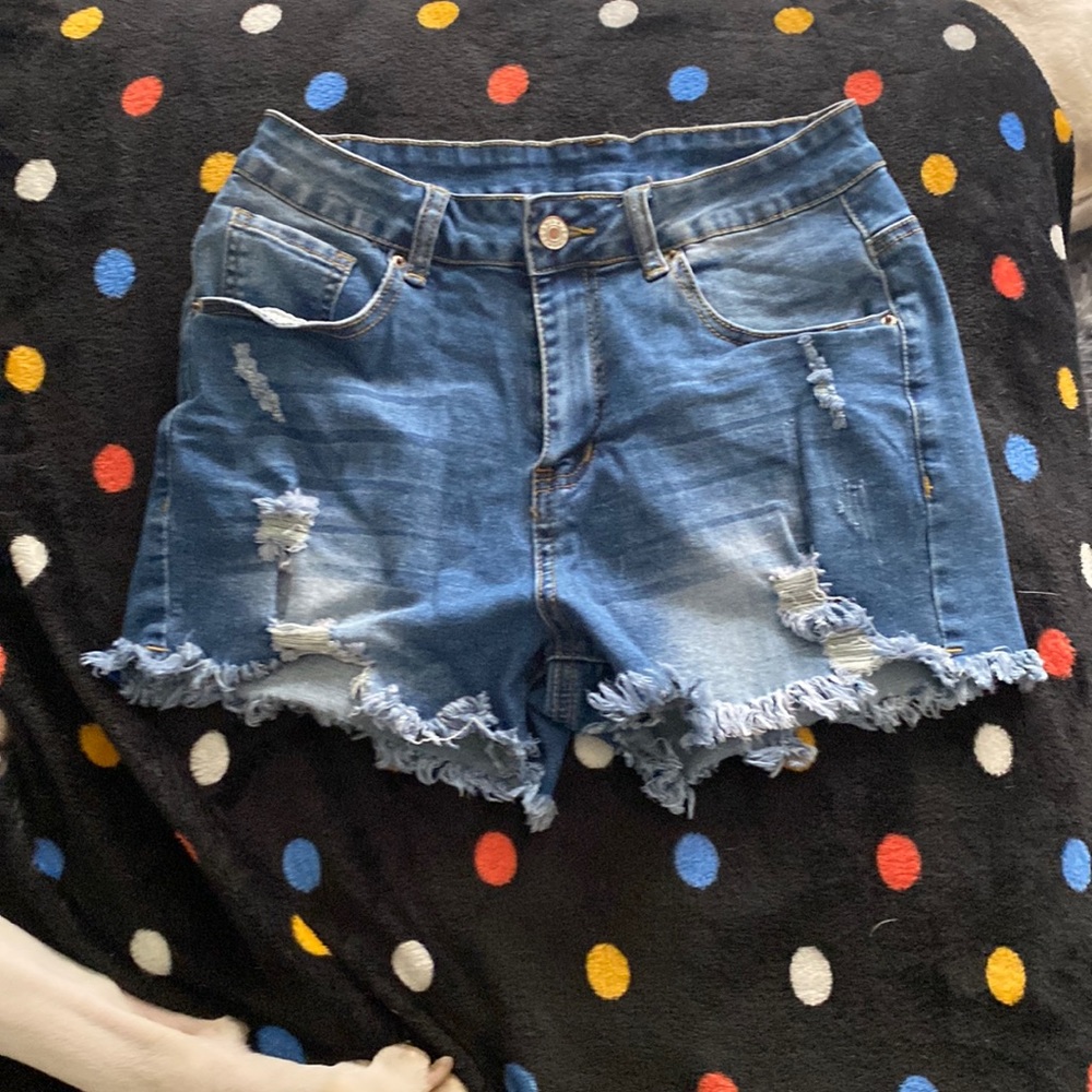 Ripped Jean shorts